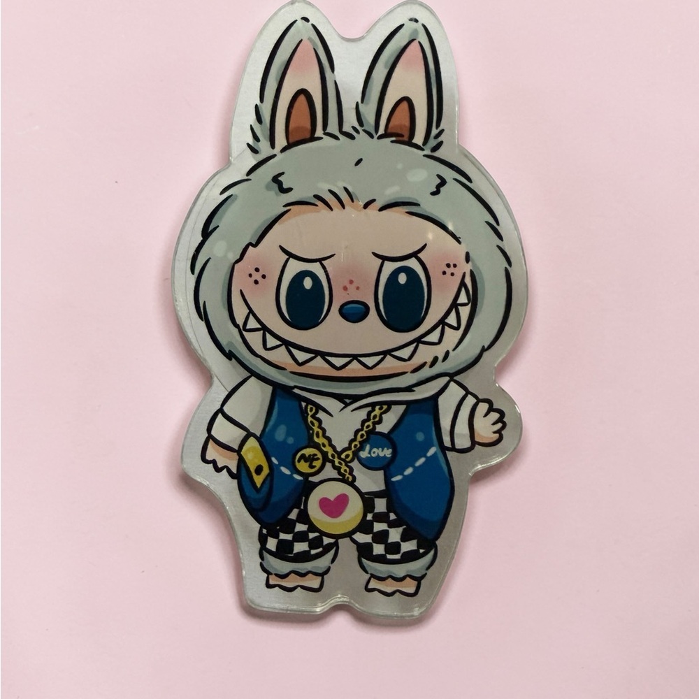 Labubu phone grip/pop socket